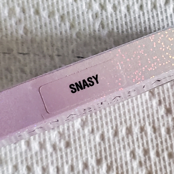 Anastasia Beverly Hills - "Norvina® False Lashes" (Snasy) - Picture 3 of 3